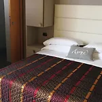 Hotel Alaska 3*