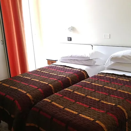 Hotell Alaska 3*