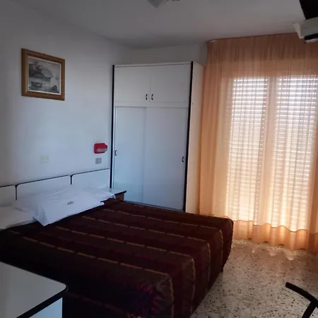 Alaska Hotell 3*