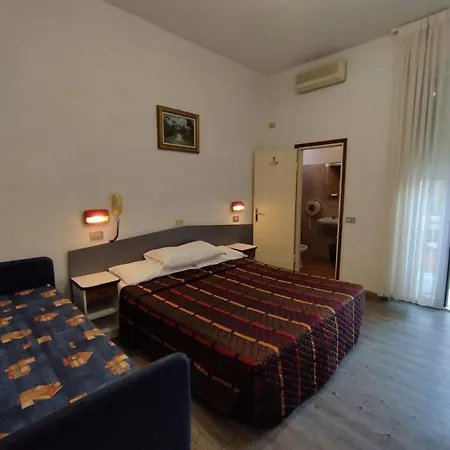 Hotel Alaska