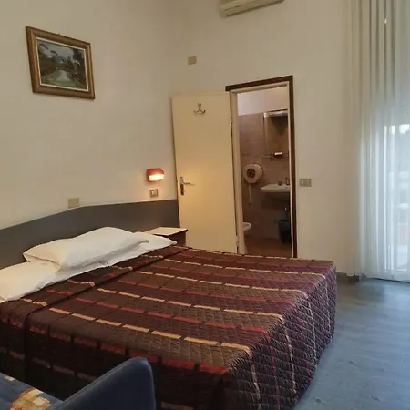 Hotel Alaska