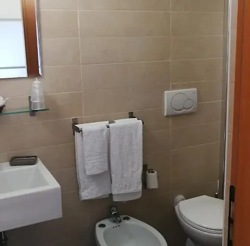 Отель Alaska 3*